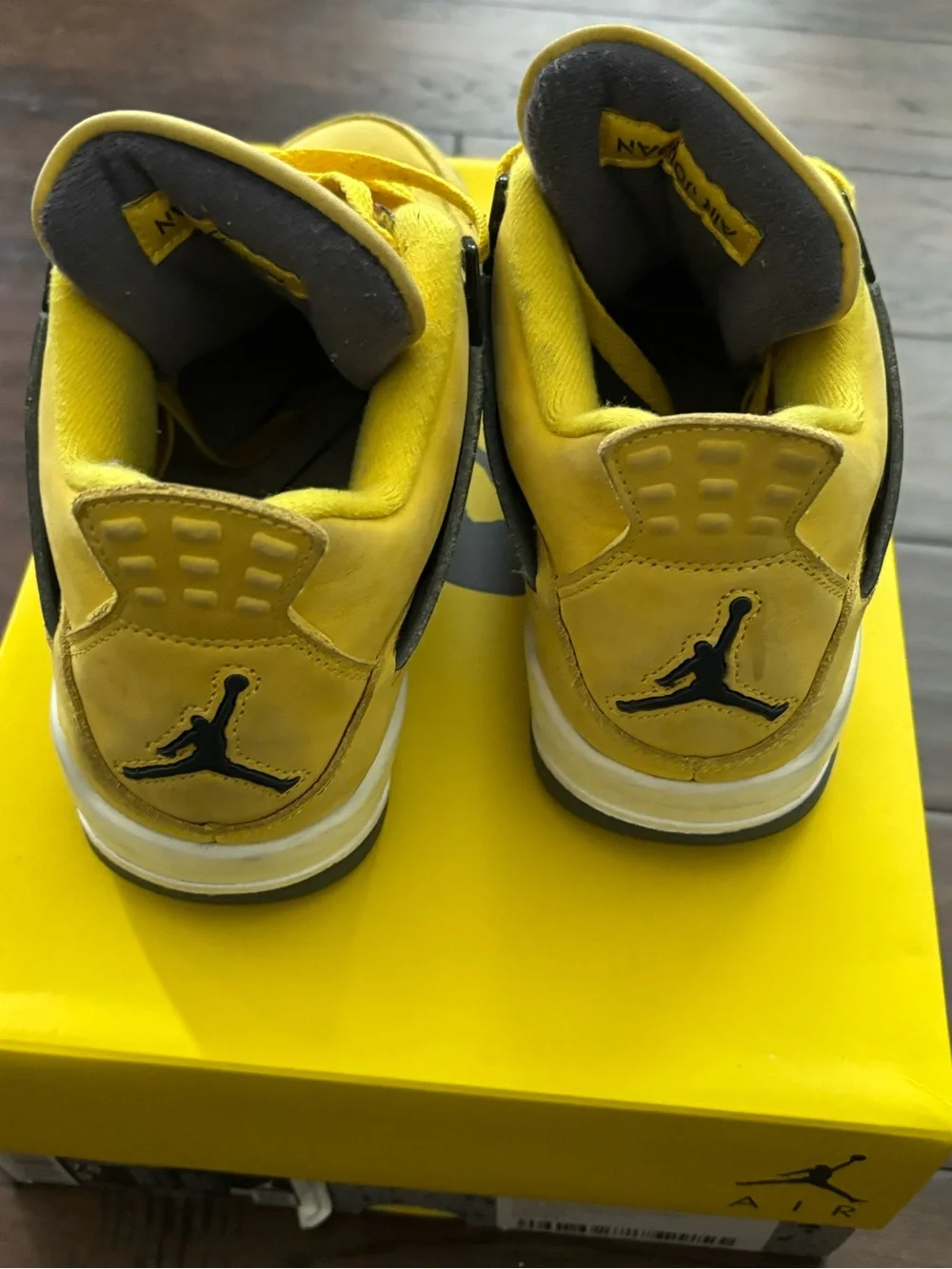 Authentic Jordan Men’s Retro 4 Sneakers in Yellow and Black
